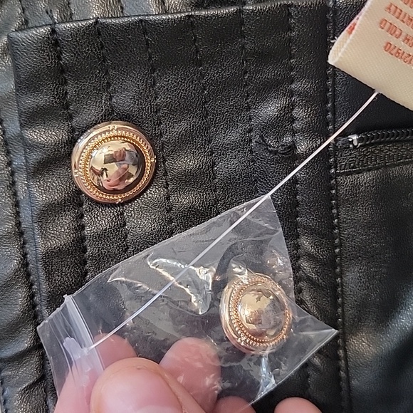 🆕️ Leather Flying Tomato Shorts - Picture 9 of 12